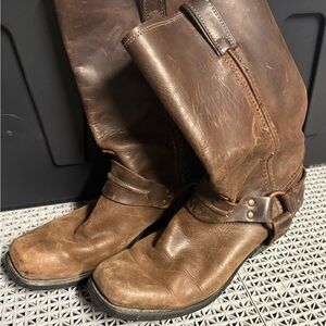 Stylish Brown Leather Heeled Boots